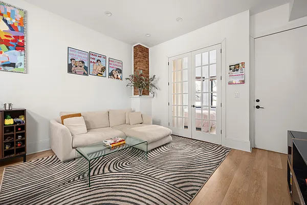 Rented by Douglas Elliman | media 13