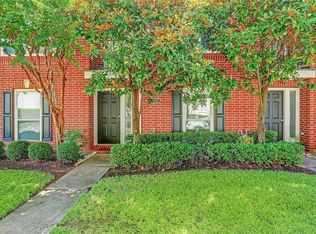 934 E Heights Hollow Ln, Houston, TX 77007
