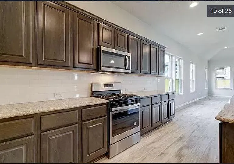 816 Centerra Hills Cir — Photo 15
