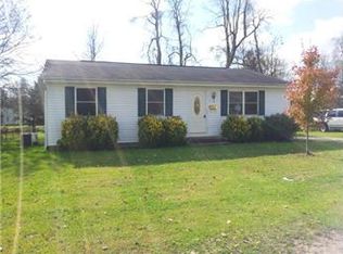 3 Woodmont Dr, Point Pleasant, WV 25550