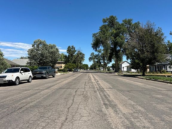 5th image of 230 Deuel St