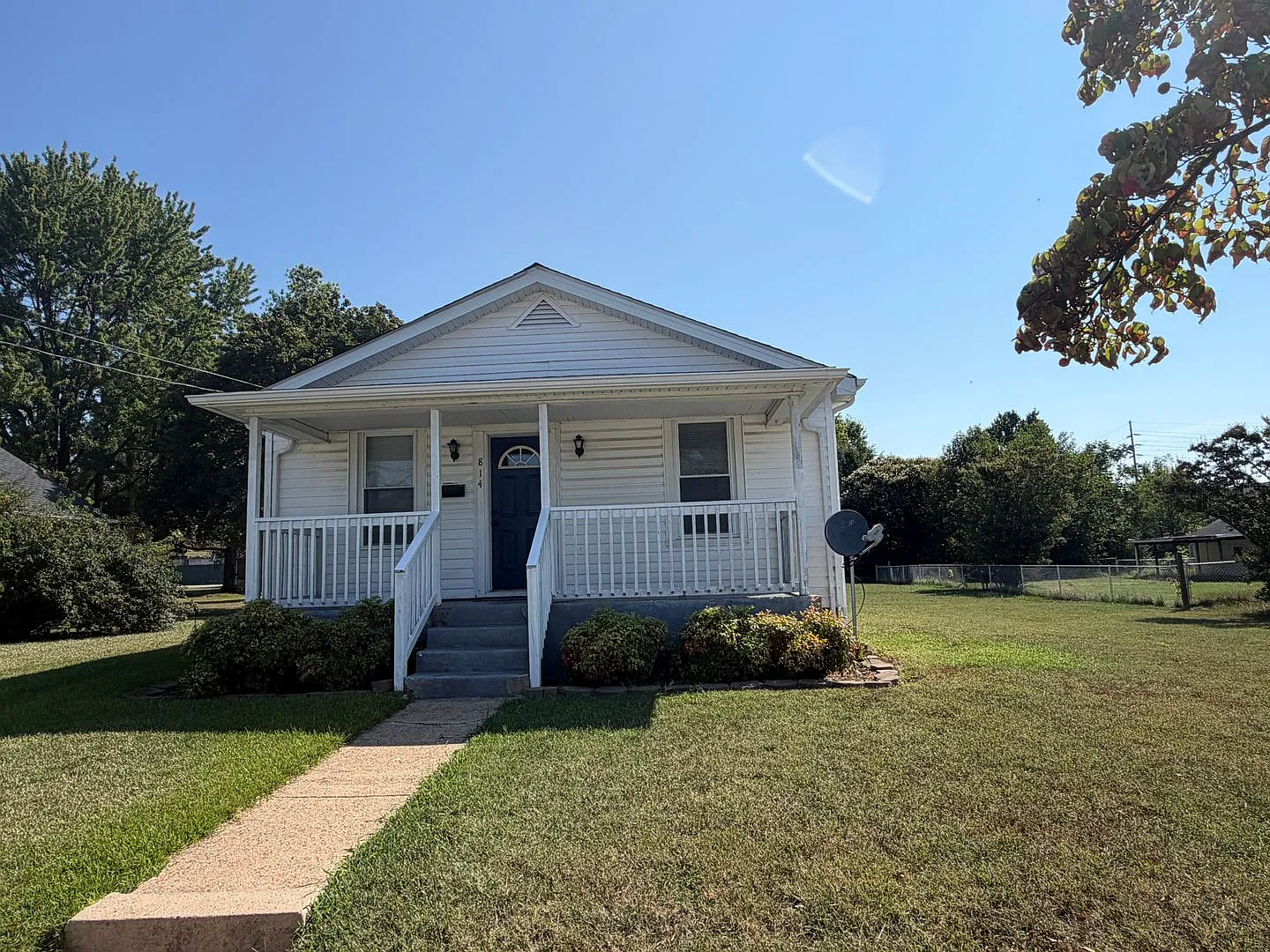 Salem Cottage — Photo 1