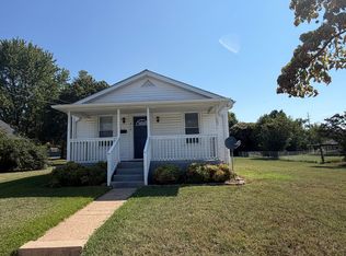 814 Delaware St, Salem, VA 24153