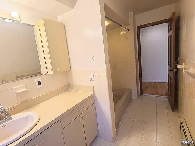 261 Highland Ave #2 — Photo 14