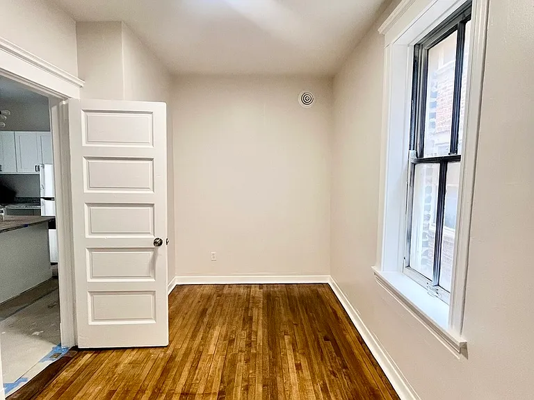2636 W 23rd St #1F — Photo 13