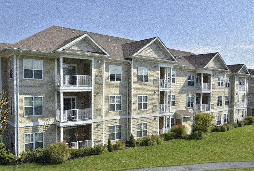 Woodmont Mews