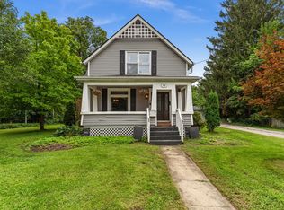 749 N Van Buren St, Batavia, IL 60510