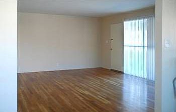 4th image of 230 S Del Mar Ave APT 8