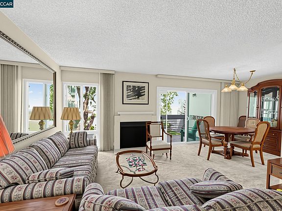 4th image of 1091 Shell Blvd APT 5