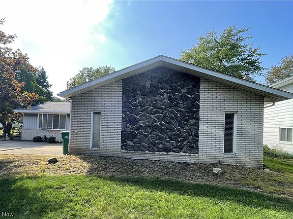3rd image of 6194 Saint Francis Dr