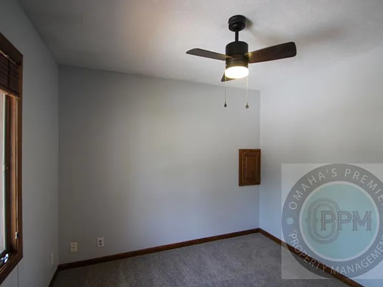 5614 N 116th Avenue Cir — Photo 20