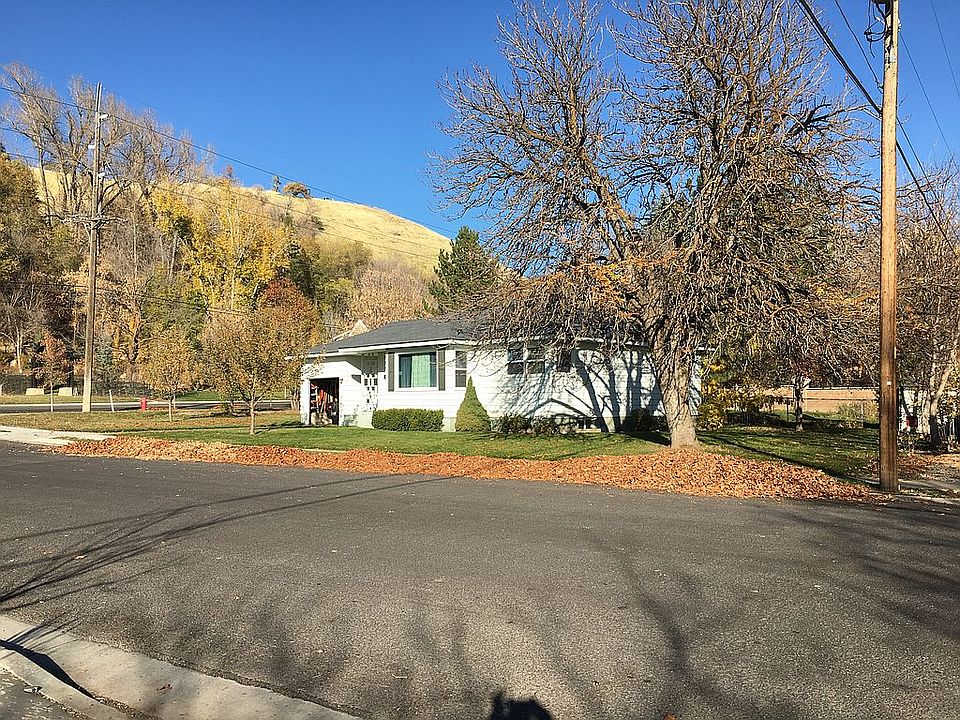 2nd image of 398 Lauralin Dr