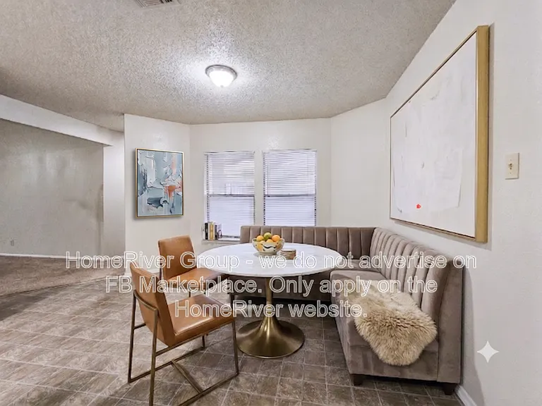 3224 Coral Grove Dr — Photo 3