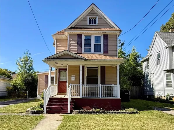 2946 McKoon Ave, Niagara Falls, NY 14305