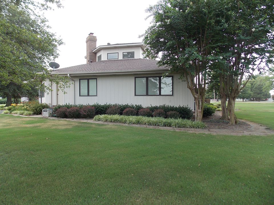 1508 S Main St, Leachville, AR 72438 Zillow