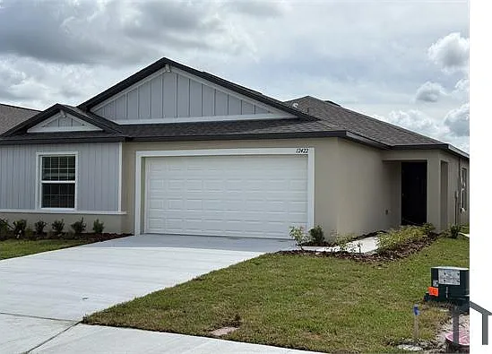 12422 Radiant Crystal Rose Pl