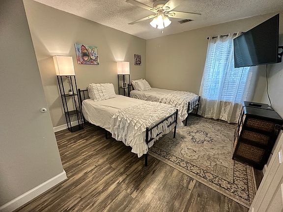 3rd image of 104 Westlake Ct #104