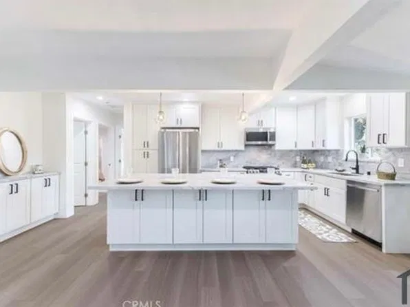 8557 Chimineas Ave, Northridge, CA 91325