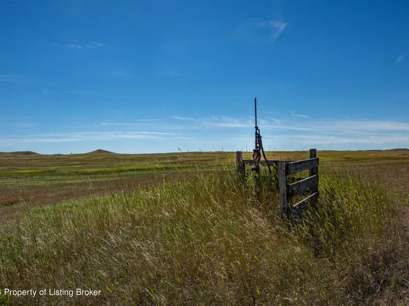County Road 11, Sentinel Butte, ND 58654
