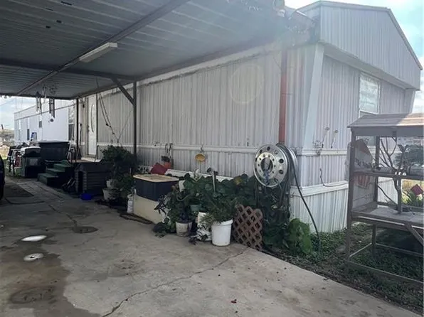 2704 N Dahlia St, Pharr, TX 78577