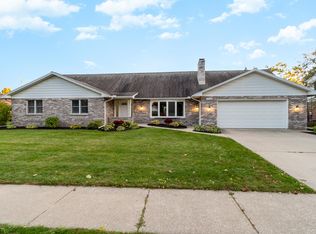 3340 Parkway Dr, Bay City, MI