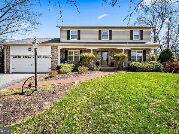 14305 Robcaste Rd, Phoenix, MD 21131