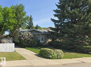 4712 131st Ave NW, Edmonton, AB T5A 3G9