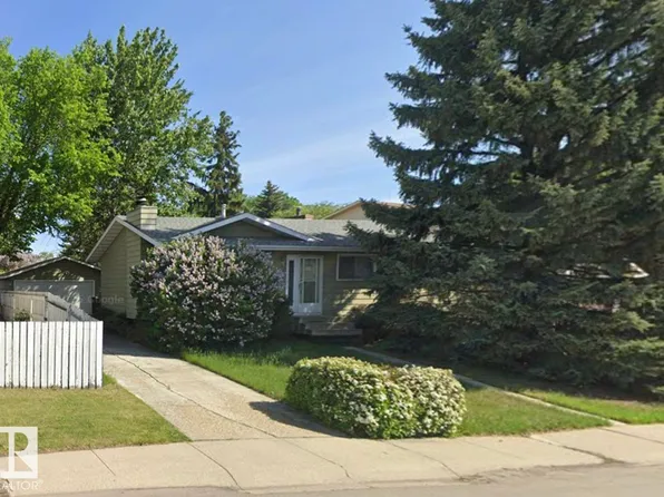 4712 131st Ave NW, Edmonton, AB T5A 3G9