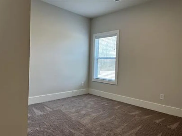 154 Fernhill Dr NW — Photo 7