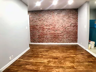 Rented by Uptown Flats LLC