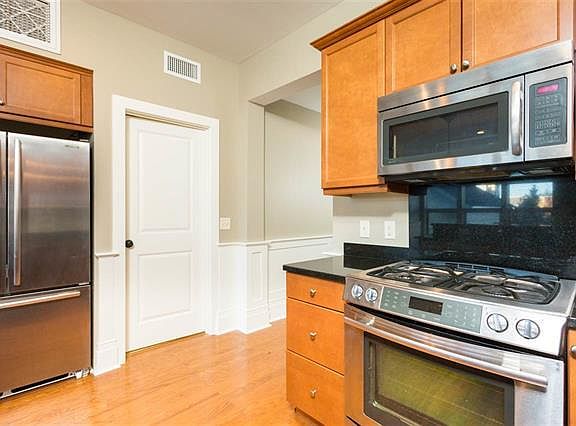 kitchen toward entry hallway