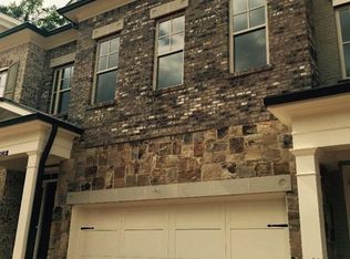 828 Canterbury Overlook, Atlanta, GA 30324