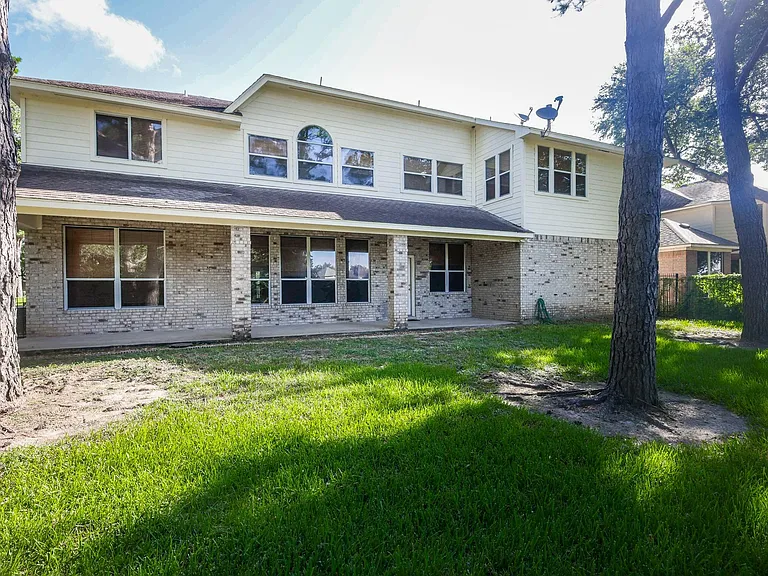 24319 Bay Hill Blvd — Photo 21