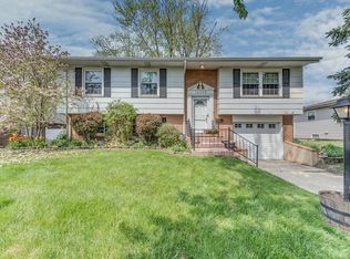 16508 Brockton Ln, Oak Forest, IL