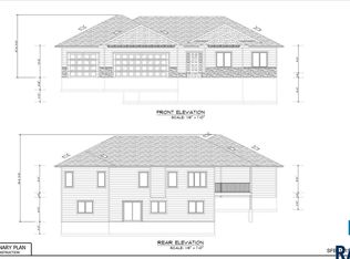 1317 Pinewood Cir, Sioux Falls, SD 57108