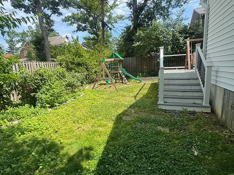 42 S Park Dr — Photo 12