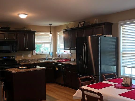 4th image of 53 Dakota Ln