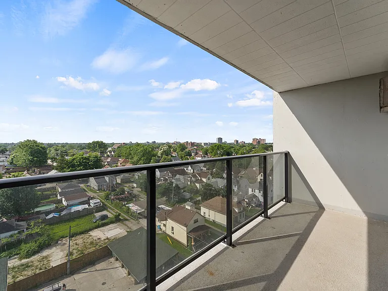 101 Langlois Ave — Photo 22
