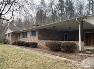 39 Mineral St, Spruce Pine, NC 28777