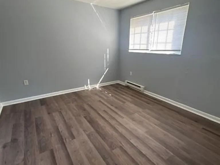 423 Briarwood Ave #2 — Photo 4
