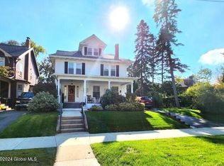 1034 Ardsley Rd, Schenectady, NY 12308