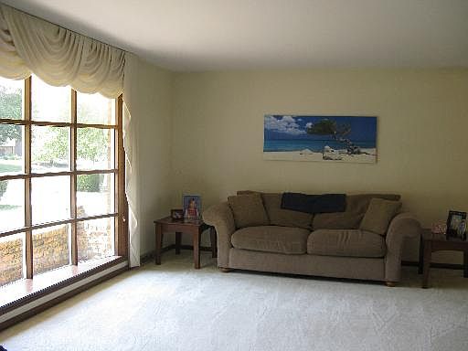 4th image of 614 Parkshore Dr
