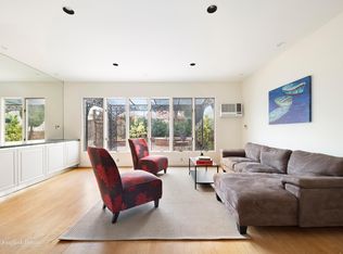 10 Reeve Pl, Brooklyn, NY 11218