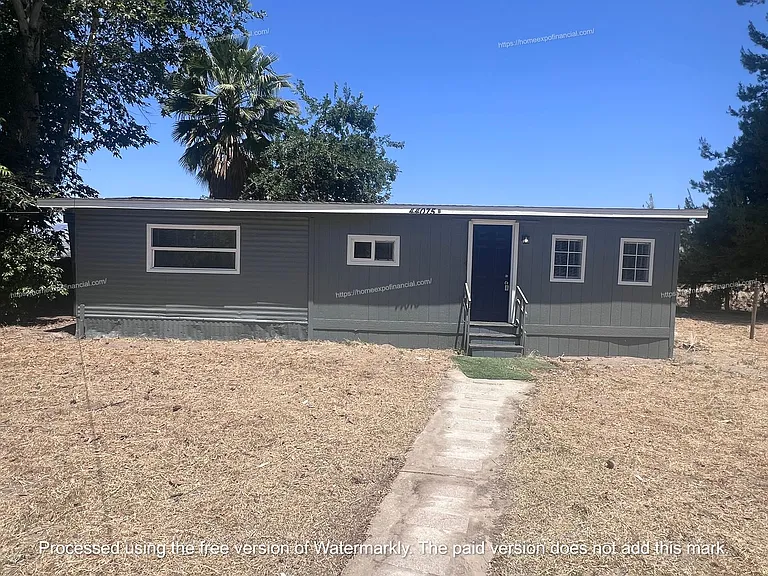 44075 B St — Photo 1