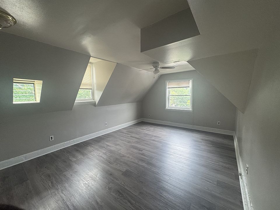 1st image of 319 N 33rd St #8