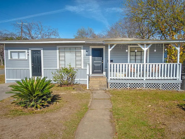 1003 Poinsettia St — Photo 17
