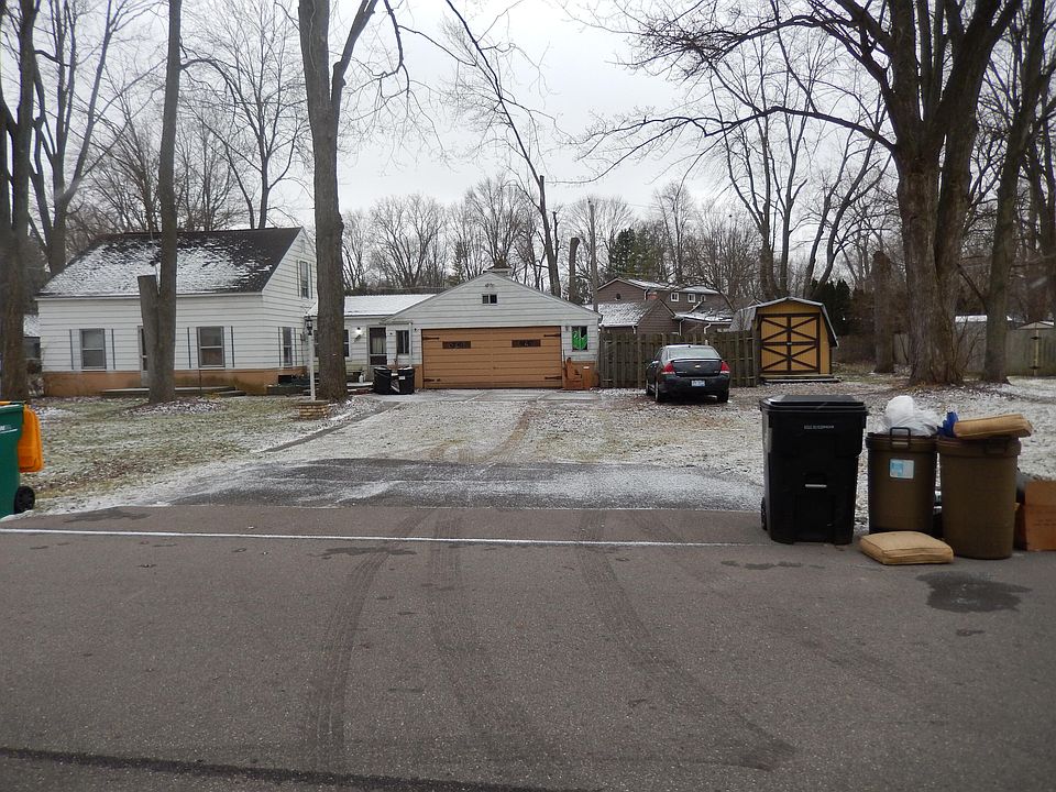 1st image of 21177 Flanders St