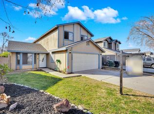 1300 Cape Cod Dr, Modesto, CA 95358