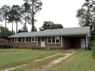 245 Decatur Dr, Fayetteville, NC 28303