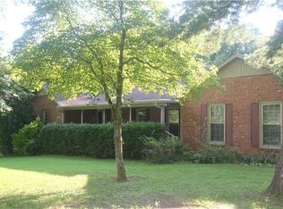 2266 Zion Rd, Columbia, TN 38401